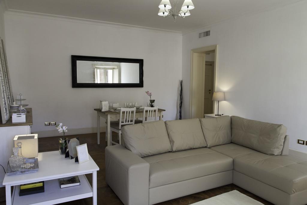 Capital Navona Luxury Apartment Casa E Appartamento Per Vacanze Рим Экстерьер фото