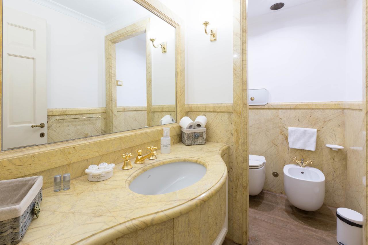 Capital Navona Luxury Apartment Casa E Appartamento Per Vacanze Рим Экстерьер фото